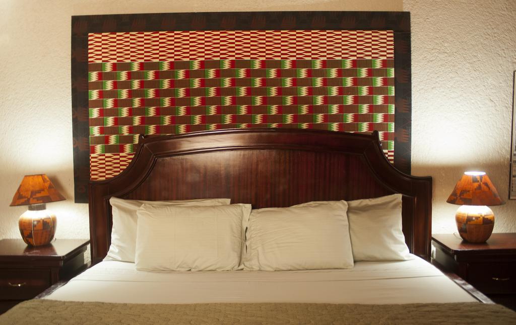Four Villages Inn Kumasi Room photo